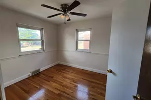 9204 Kit Dr, Affton, MO 63123 - Photo 12