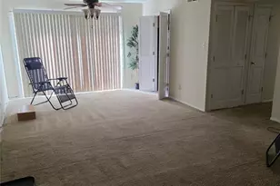 330 Chapel Ridge Dr, Hazelwood, MO 63042 - Photo 6