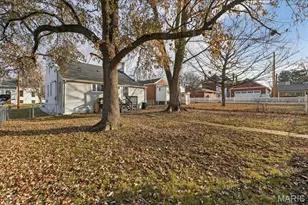 625 Adams St, Saint Charles, MO 63301 - Photo 32