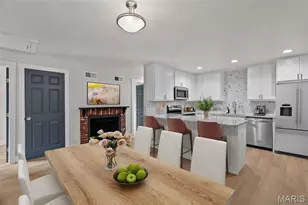 2668 Midland Ridge Dr, Saint Louis, MO 63114 - Photo 34