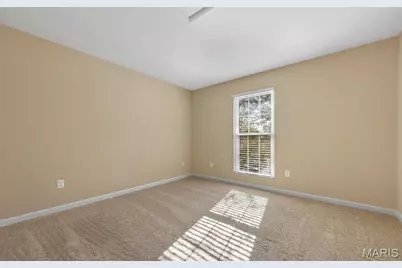 152 Old Buggy Court #D, Saint Peters, MO 63304 - Photo 6