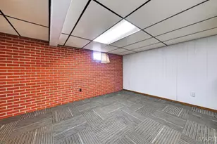 728 Undercliff Dr, Hazelwood, MO 63042 - Photo 24