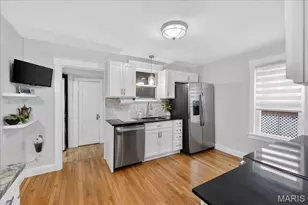969 N Castello St, Florissant, MO 63031 - Photo 14