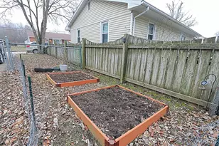 217 N Alexander St, Farmington, MO 63640 - Photo 22