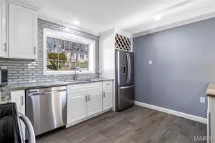 8709 Holbrook Dr, Affton, MO 63123 - Photo 14