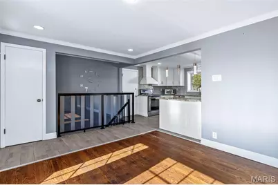 8709 Holbrook Drive, Affton, MO 63123 - Photo 8