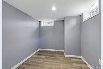 8709 Holbrook Drive, Affton, MO 63123 - Photo 32