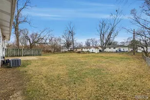 1865 Curtis Ct, Florissant, MO 63031 - Photo 26