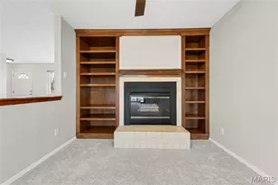 2045 Teakwood Manor Dr, Florissant, MO 63031 - Photo 10