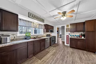 121 Kunze Dr, Saint Charles, MO 63303 - Photo 16