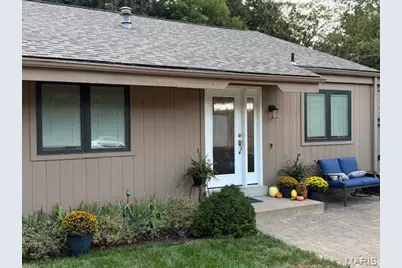 949 Barcroft Woods Court, Manchester, MO 63021 - Photo 2