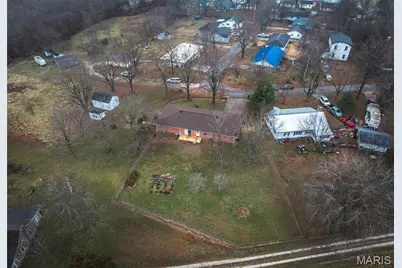 419 E Hardy Street, St James, MO 65559 - Photo 2