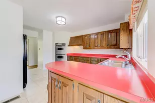 15137 Chamisal Dr, Chesterfield, MO 63017 - Photo 24