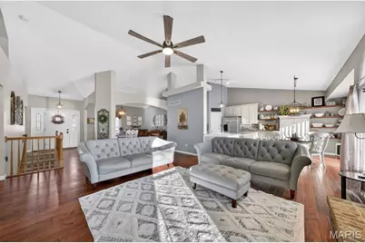 82 Boschert Creek Drive, Saint Peters, MO 63376 - Photo 6