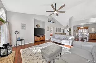 82 Boschert Creek Dr, Saint Peters, MO 63376 - Photo 8