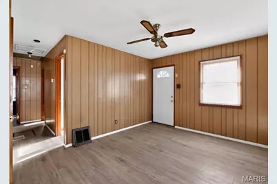 321 Caithness Road, Saint Louis, MO 63137 - Photo 12