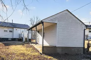 321 Caithness Rd, Saint Louis, MO 63137 - Photo 8