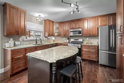 518 Spring Meadow Crossing, Wentzville, MO 63385 - Photo 18