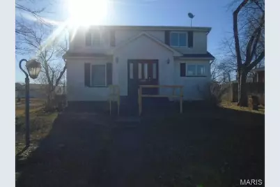 802 E Chestnut Street, Desloge, MO 63601 - Photo 1