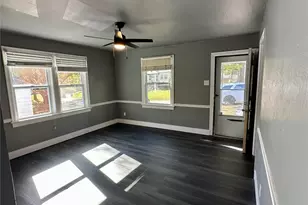 7121 Lamont Dr, Flordell Hills, MO 63136 - Photo 10