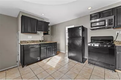 608 Holiday Avenue, Hazelwood, MO 63042 - Photo 8