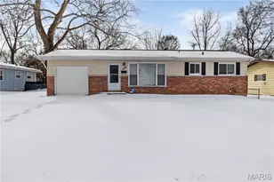 608 Holiday Ave, Hazelwood, MO 63042 - Photo 20