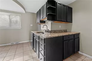 608 Holiday Ave, Hazelwood, MO 63042 - Photo 6