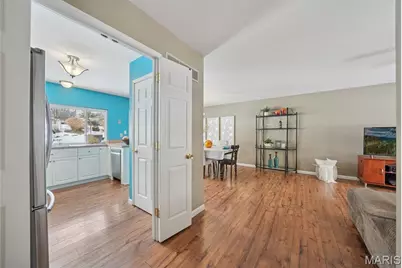 857 Village Meadow Drive, Ballwin, MO 63021 - Photo 8