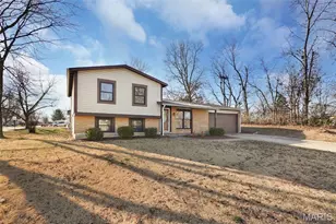 300 Mill Pond Dr, O'Fallon, MO 63366 - Photo 2