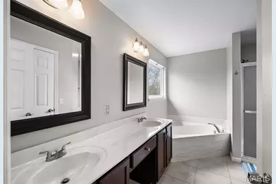 1924 Providence Estate Drive, Wentzville, MO 63385 - Photo 20