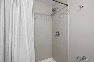 1924 Providence Estate Dr, Wentzville, MO 63385 - Photo 36