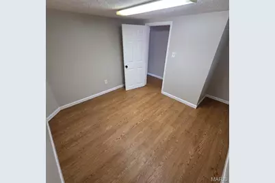 7014 Midwood Avenue, Hazelwood, MO 63042 - Photo 20