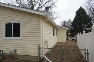 2575 Lindsay Ln, Florissant, MO 63031 - Photo 2