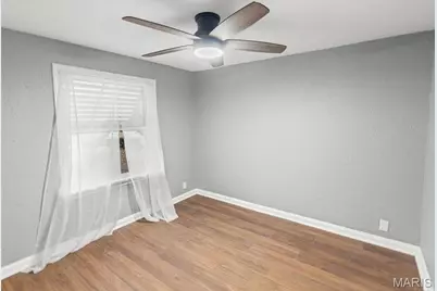 2005 N Hanley Road, Hanley Hills, MO 63114 - Photo 20