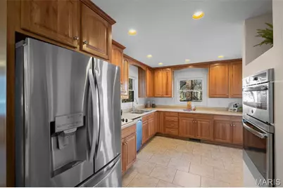 603 Rue Montand Drive, Ballwin, MO 63011 - Photo 18