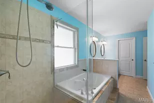 603 Rue Montand Dr, Ballwin, MO 63011 - Photo 34