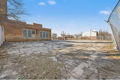 2615 Billups Avenue, Saint Louis, MO 63113 - Photo 20