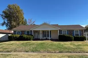 3490 Greenway Chase Dr, Florissant, MO 63031 - Photo 2