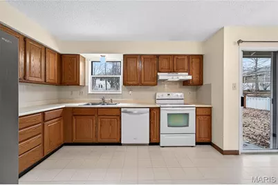 1276 Stephenridge Drive, Saint Charles, MO 63304 - Photo 12