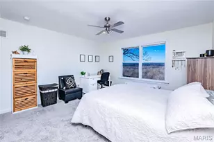 5921 Summerhedge Pl, Saint Louis, MO 63128 - Photo 42