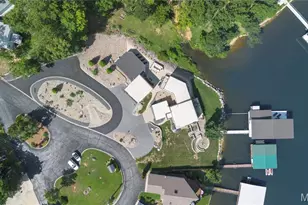 149 Thornwood Cir, Sunrise Beach, MO 65079 - Photo 18