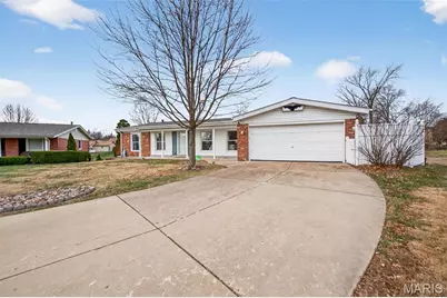 5122 Towne South Road, Saint Louis, MO 63128 - Photo 4