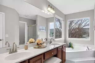 1933 Providence Estate Dr, Wentzville, MO 63385 - Photo 54