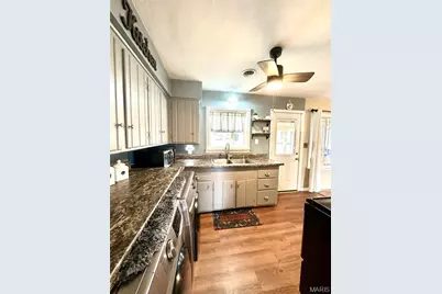 702 Tellman, New Melle, MO 65013 - Photo 8