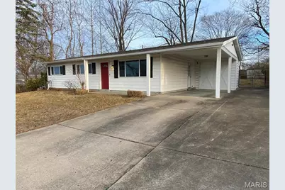 1904 Sawyer Boulevard, Saint Charles, MO 63301 - Photo 2