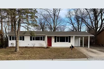 1904 Sawyer Boulevard, Saint Charles, MO 63301 - Photo 1