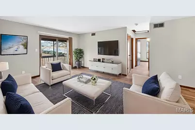 4294 Kay Lane #6, Saint Louis, MO 63123 - Photo 2