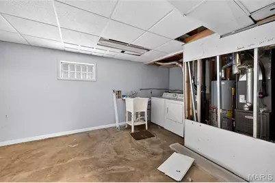 2715 Creekwood Manor Lane, Saint Louis, MO 63125 - Photo 20