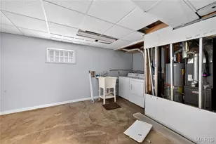 2715 Creekwood Manor Ln, Saint Louis, MO 63125 - Photo 20