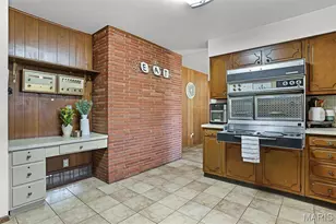 2141 Smoke Signal Rd, Pacific, MO 63069 - Photo 10